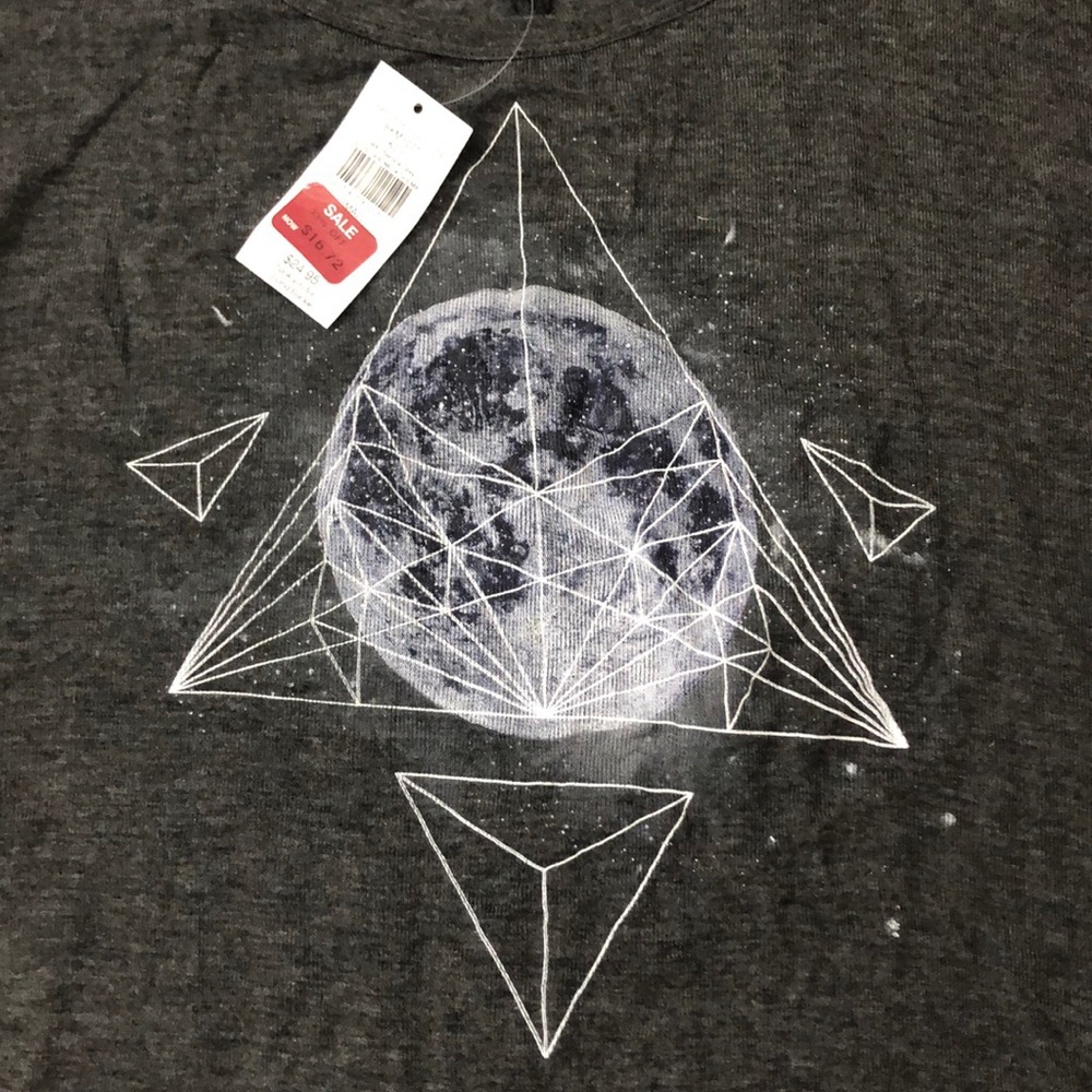 Buckle small gray crop tee-shirt